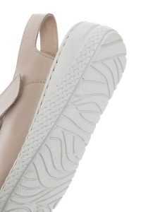 صندل زنانه طوسی چرم بندی راحتی دری مد