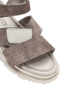 صندل زنانه طوسی چرم و جیر دوبند دری مد