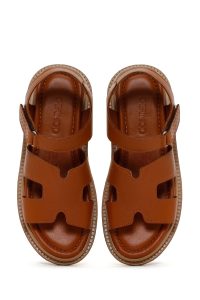 صندل زنانه عسلی چرمی راحتی دری مد