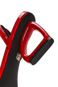 صندل زنانه قرمز بنددار پاشنه‌دار دری مد