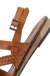 صندل زنانه قهوه‌ای روشن چرم بودروم دری مد