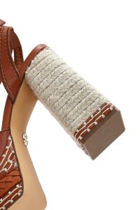 صندل زنانه قهوه‌ای پلتفرم پاشنه ضخیم بلند بنددار دری مد