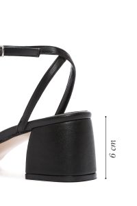 صندل زنانه مشکی بندی پاشنه پهن دری مد