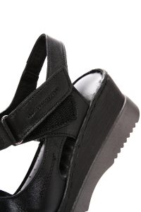 صندل زنانه مشکی بندی کفی ضخیم چرمی راحتی دری مد