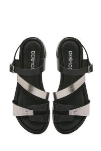 صندل زنانه مشکی سگک‌دار چرم متالیک مدل بدروم دری مد