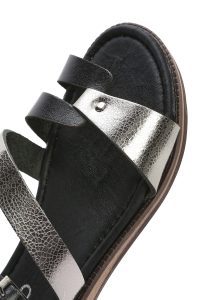 صندل زنانه مشکی سگک‌دار چرم متالیک مدل بدروم دری مد