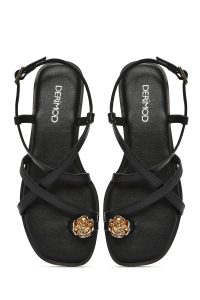 صندل زنانه مشکی لای‌انگشتی سگک‌دار دری مد