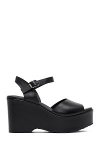 صندل زنانه مشکی مچی سگک‌دار پاشنه‌بلند ضخیم دری مد