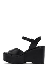 صندل زنانه مشکی مچی سگک‌دار پاشنه‌بلند ضخیم دری مد