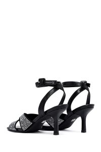 صندل زنانه مشکی نگین‌دار پاشنه‌نازک بنددار دری مد