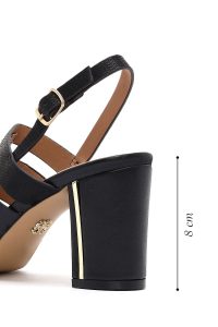 صندل زنانه مشکی پاشنه‌ضخیم بنددار دری مد