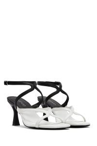 صندل زنانه مشکی پاشنه‌نازک بنددار دری مد