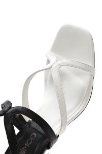 صندل زنانه مشکی پاشنه‌نازک بنددار دری مد