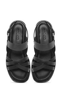 صندل زنانه مشکی چرم بنددار دری مد