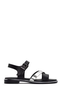 صندل زنانه مشکی چرم بنددار دری مد