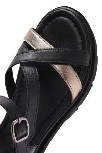 صندل زنانه مشکی چرم بنددار دری مد