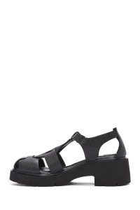 صندل زنانه مشکی چرم بنددار پاشنه‌ضخیم دری مد