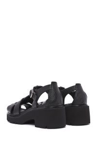 صندل زنانه مشکی چرم بنددار پاشنه‌ضخیم دری مد