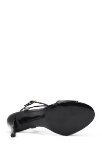 صندل زنانه مشکی چرم بنددار پاشنه‌نازک بلند دری مد