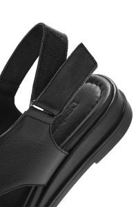 صندل زنانه مشکی چرم بندی دری مد