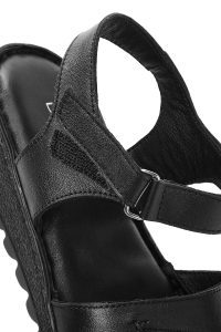 صندل زنانه مشکی چرم راحتی بنددار دری مد