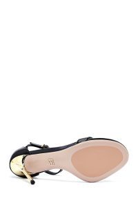 صندل زنانه مشکی چرم متالیک پاشنه‌نازک بلند بنددار دری مد