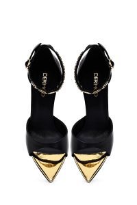 صندل زنانه مشکی چرم پاشنه‌نازک بنددار دری مد