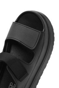 صندل زنانه مشکی ژله‌ای تخت ضخیم بندی دری مد