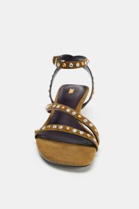صندل زنانه پاشنه کوتاه جیر پرچ‌دار زارا – ZARA
