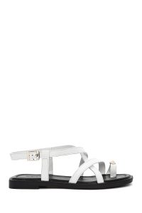 صندل زنانه چرم سفید بنددار مچ پا دری مد