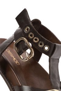 صندل زنانه چرم قهوه‌ای با بند مچ دری مد