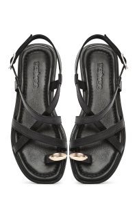 صندل زنانه چرم مشکی بنددار مچ پا دری مد