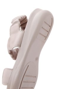 صندل زنانه چرمی طوسی راحتی دری مد