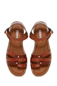 صندل زنانه چرمی قهوه‌ای مدل بدروم دری مد