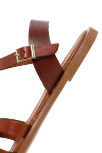 صندل زنانه چرمی قهوه‌ای مدل بدروم دری مد