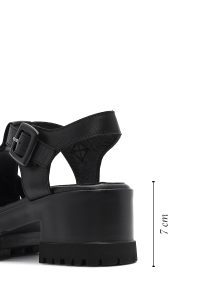 صندل زنانه چرمی مشکی بندی با زیره ضخیم دری مد