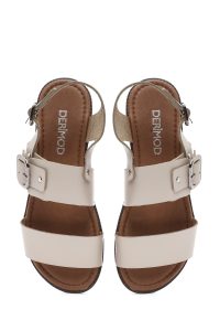 صندل زنانه چرمی کرم سگک‌دار مدل بدروم دری مد