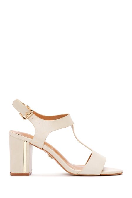 صندل زنانه کرم بندی پاشنه‌بلند ضخیم دری مد