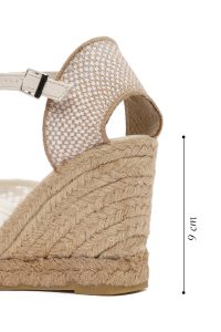 صندل زنانه کرم لژدار اسپادریل طرح‌دار بنددار دری مد