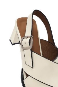 صندل زنانه کرم چرم بنددار پاشنه‌ضخیم دری مد