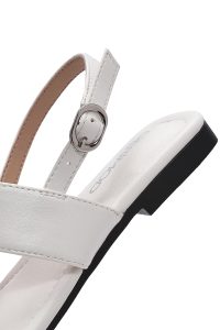 صندل زنانه کرم گل‌دار انگشتی دری مد