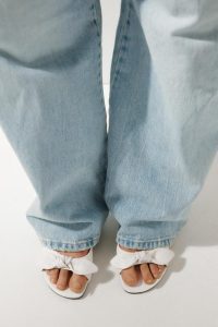 صندل پاشنه‌دار چرمی زنانه پاپیون‌دار زارا – ZARA