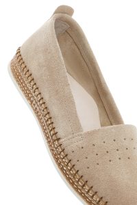 لوفر زنانه بژ بند دار جیر راحتی دری مد