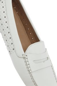 لوفر زنانه سفید بند دار چرم دری مد