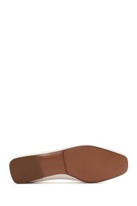 لوفر زنانه سفید بند دار چرم دری مد