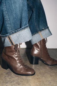 نیم بوت زنانه چرم بندی زارا – ZARA