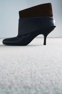 نیم بوت زنانه چرم پاشنه بلند لیمیتد ادیشن زارا – ZARA