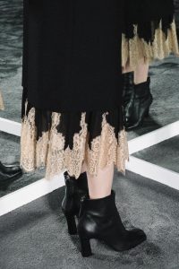 نیم بوت زنانه چرم پاشنه‌دار لیمیتد ادیشن زارا – ZARA