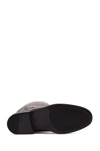 چکمه زنانه چرم قهوه‌ای اکسسوری‌دار دری مد