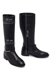 چکمه زنانه چرم مشکی اکسسوری‌دار دری مد